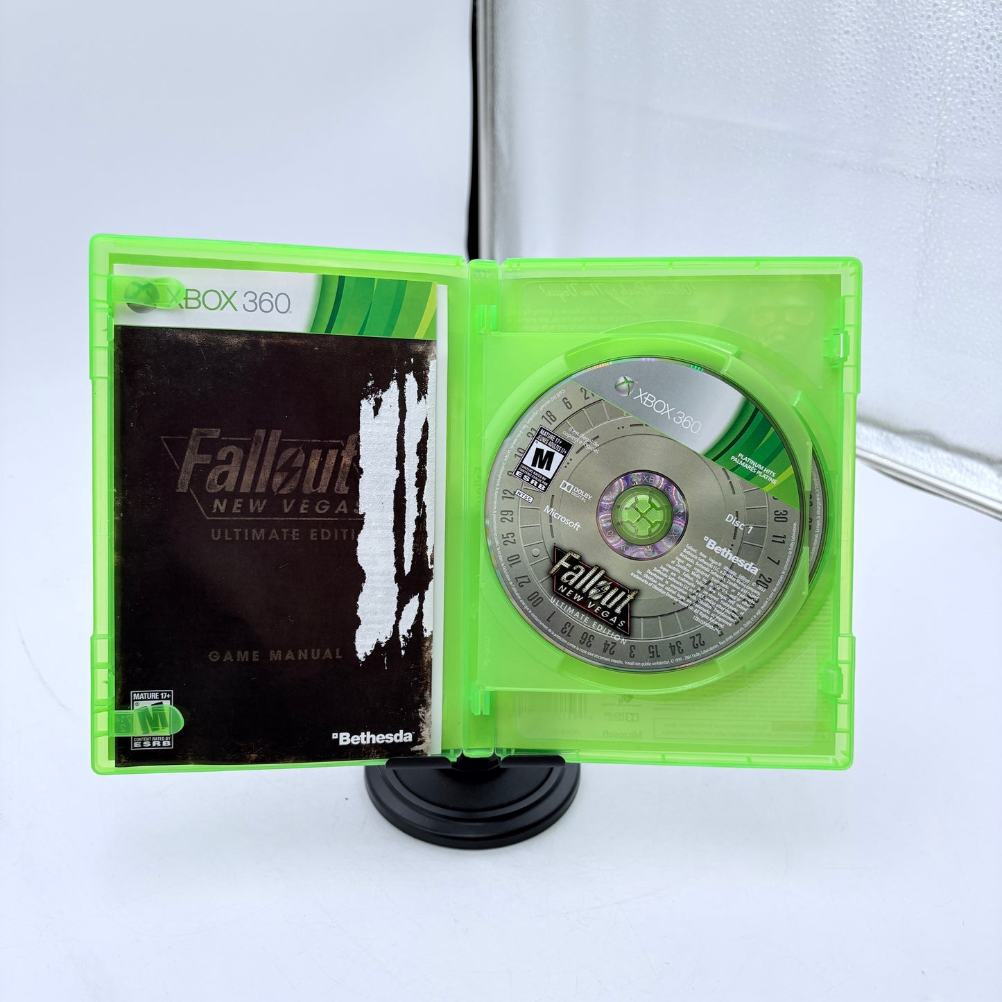 Fallout: New Vegas Ultimate Edition Xbox 360 Used w/ Box & Manual