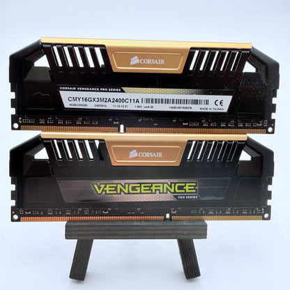 CORSAIR Vengeance Pro Series DDR3 DIMM 16GB (2x8GB) 2400MHz Gold Desktop RAM