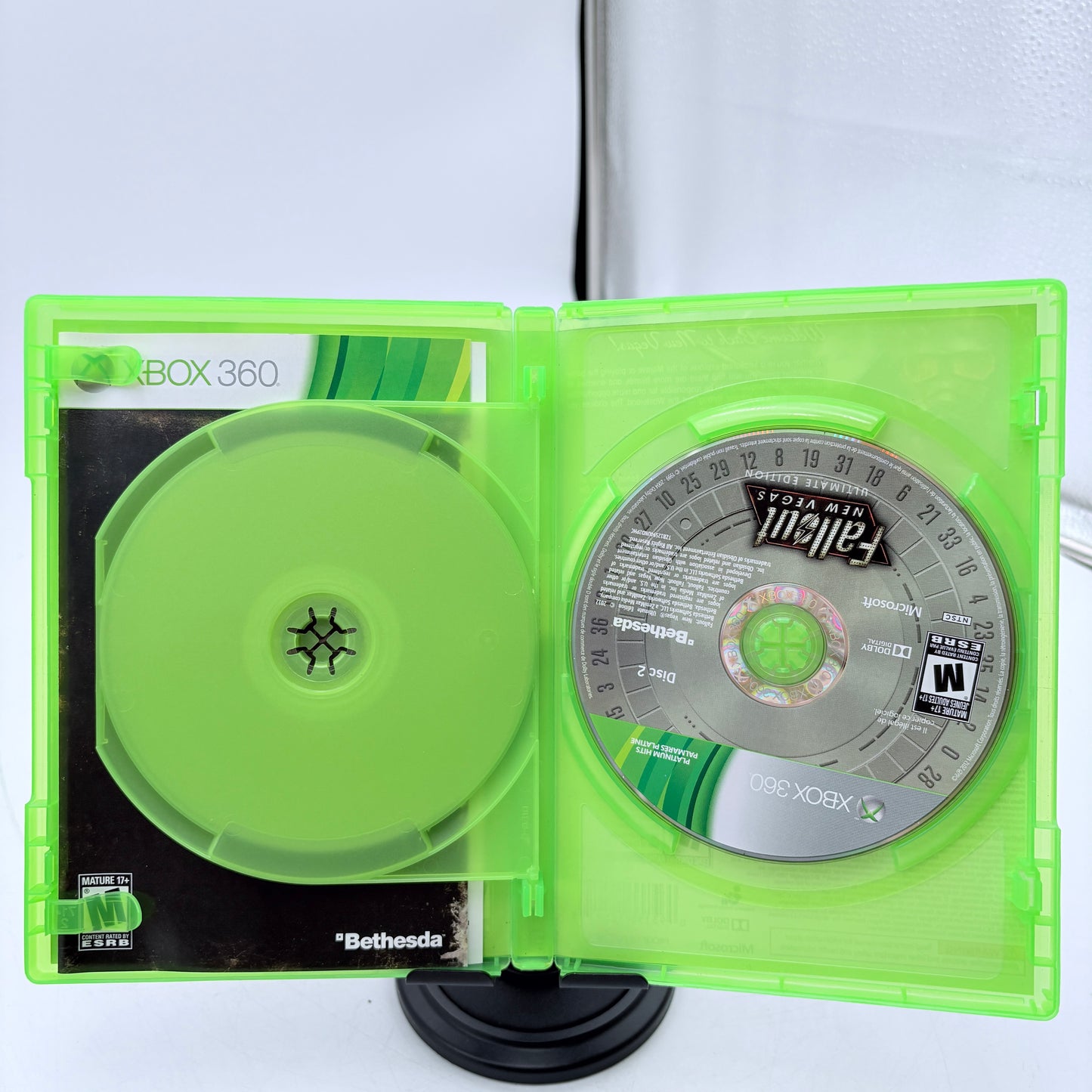 Fallout: New Vegas Ultimate Edition Xbox 360 Used w/ Box & Manual