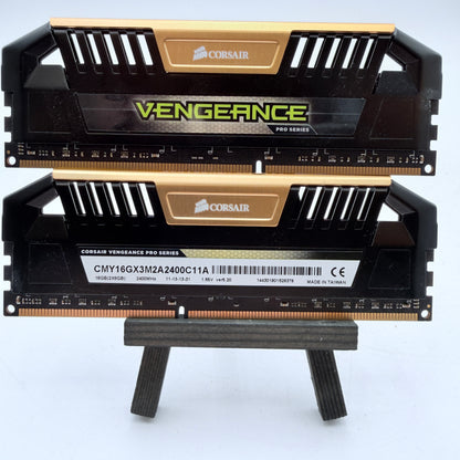 CORSAIR Vengeance Pro Series DDR3 DIMM 16GB (2x8GB) 2400MHz Gold Desktop RAM