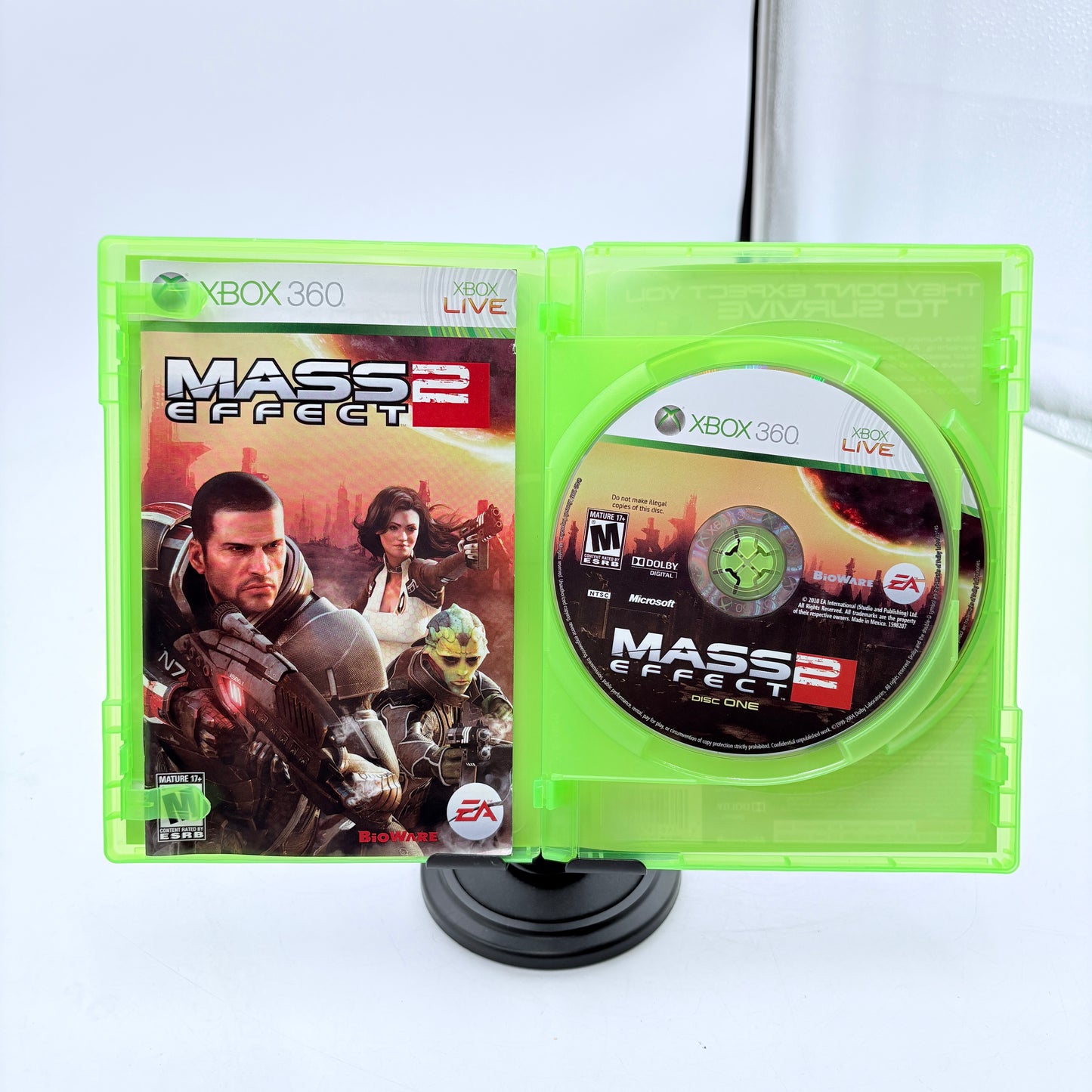 Mass Effect 2 Xbox 360 Video Game (Used With Box)