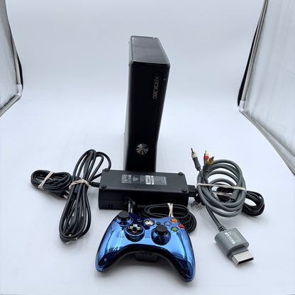 Microsoft Xbox 360 S (1439) 2010, 4GB with One Controller and All Cables