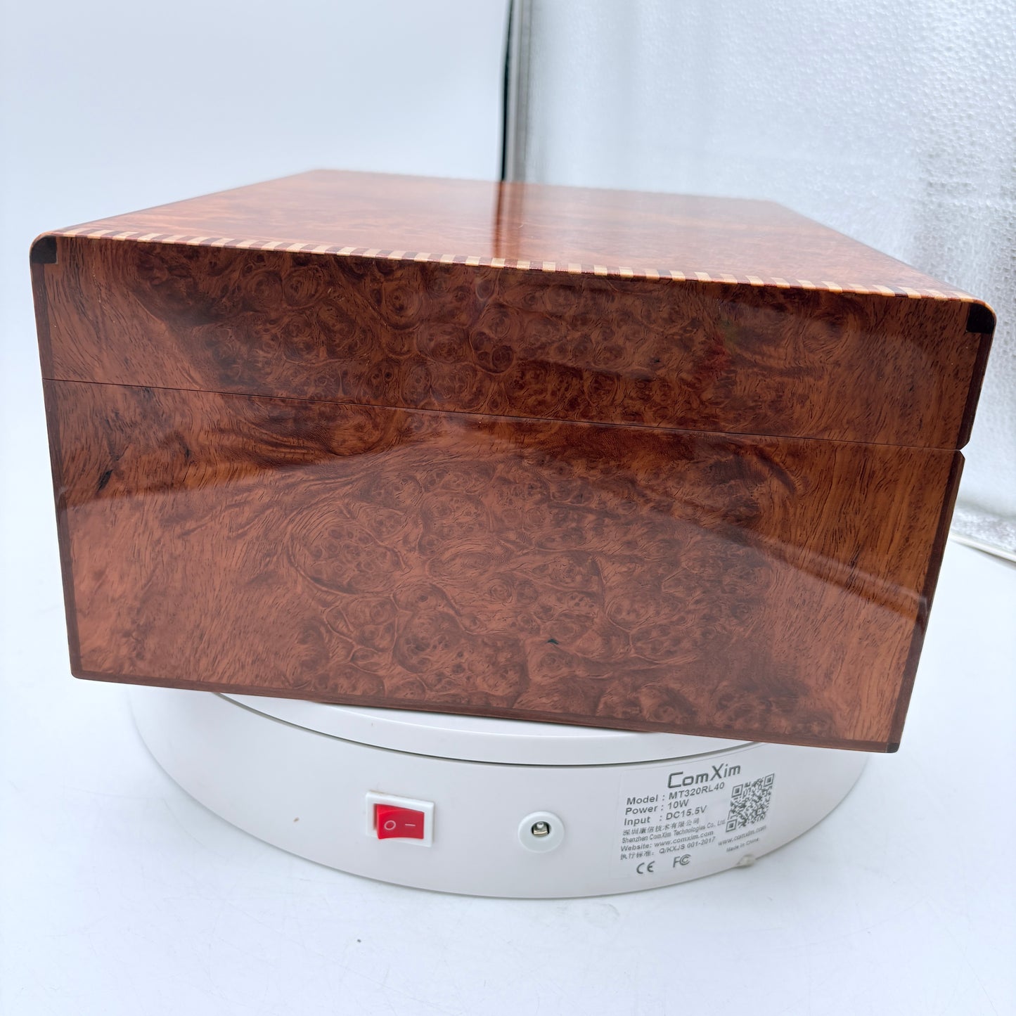 Vintage 90's-2000s Elie Bleu Burl Wood 75 Cigar Humidor w/ Key & Cigar Case