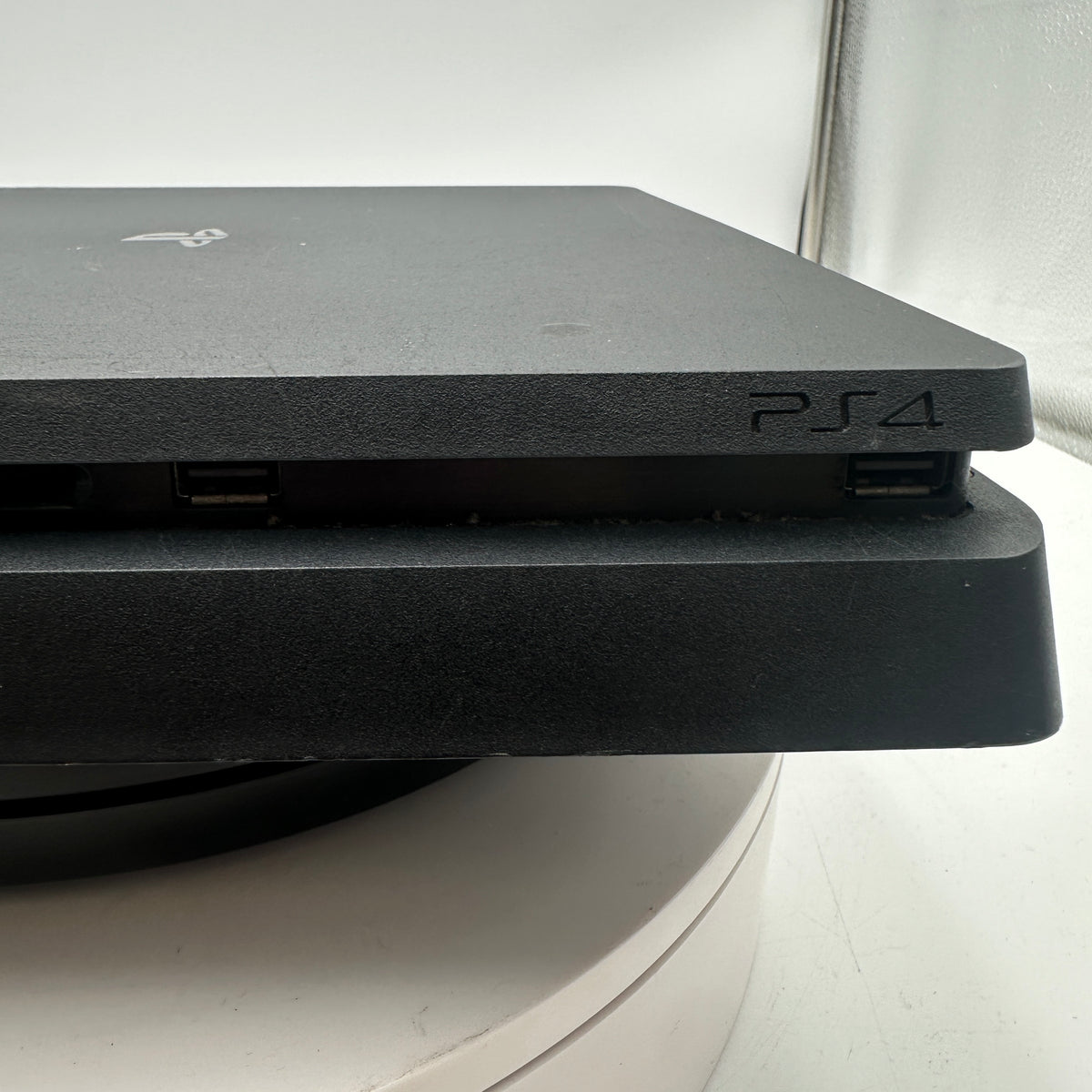 Sony PlayStation 4 CUH-2115B 825GB