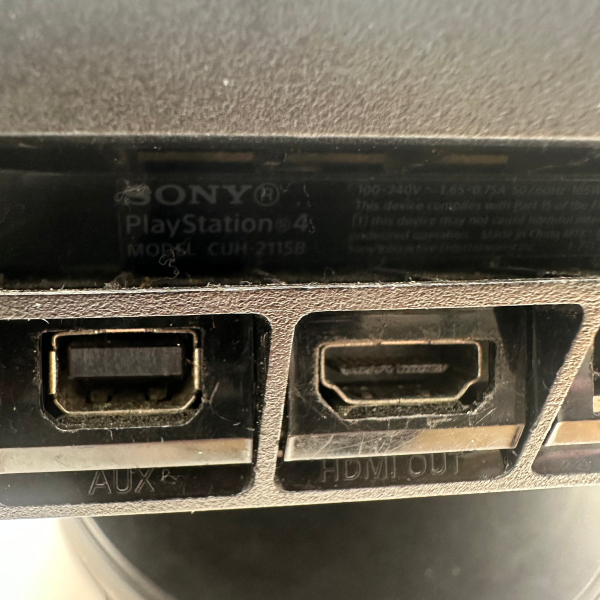 Sony PlayStation 4 CUH-2115B 825GB
