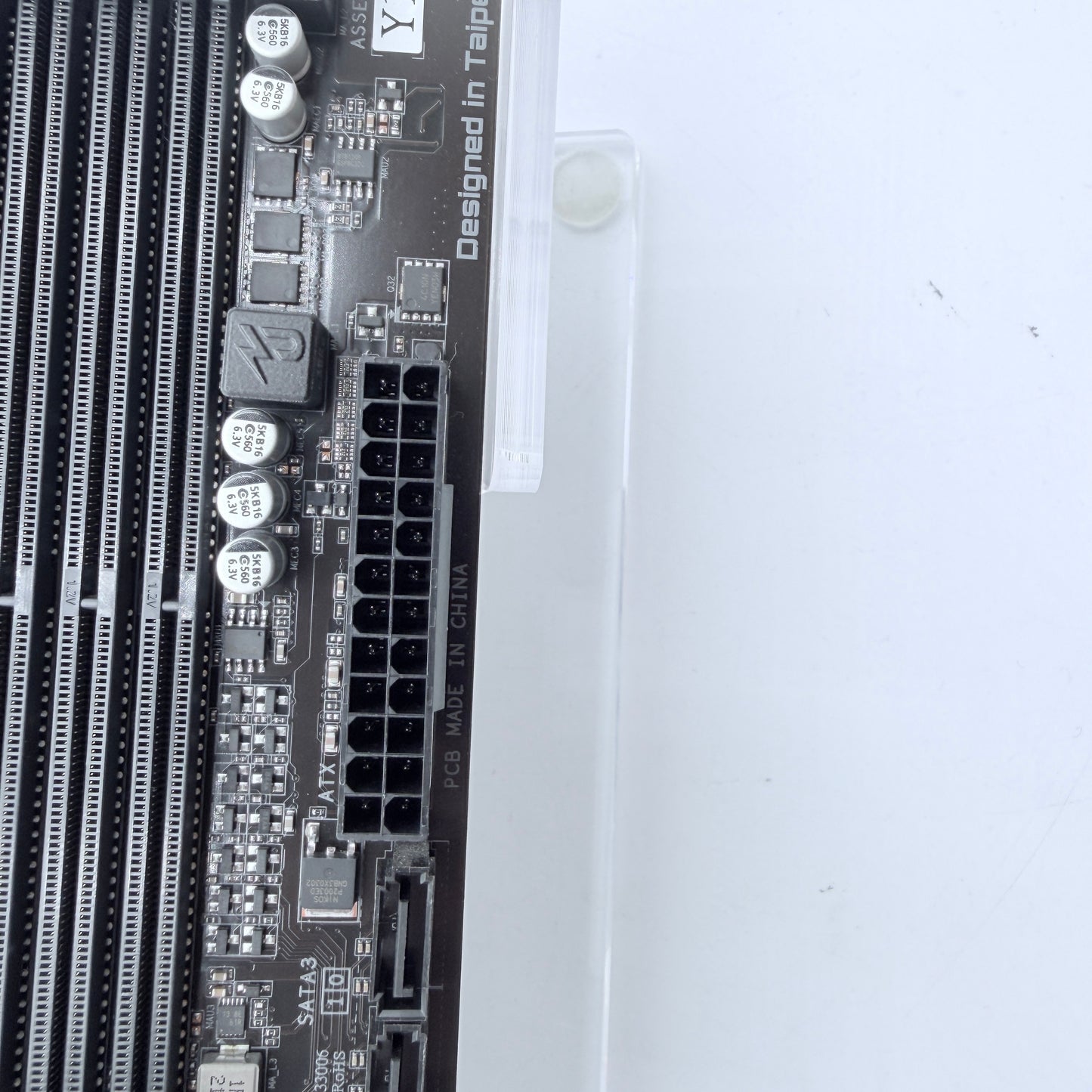 Gigabyte B550 UD AC AM4 Gaming Motherboard