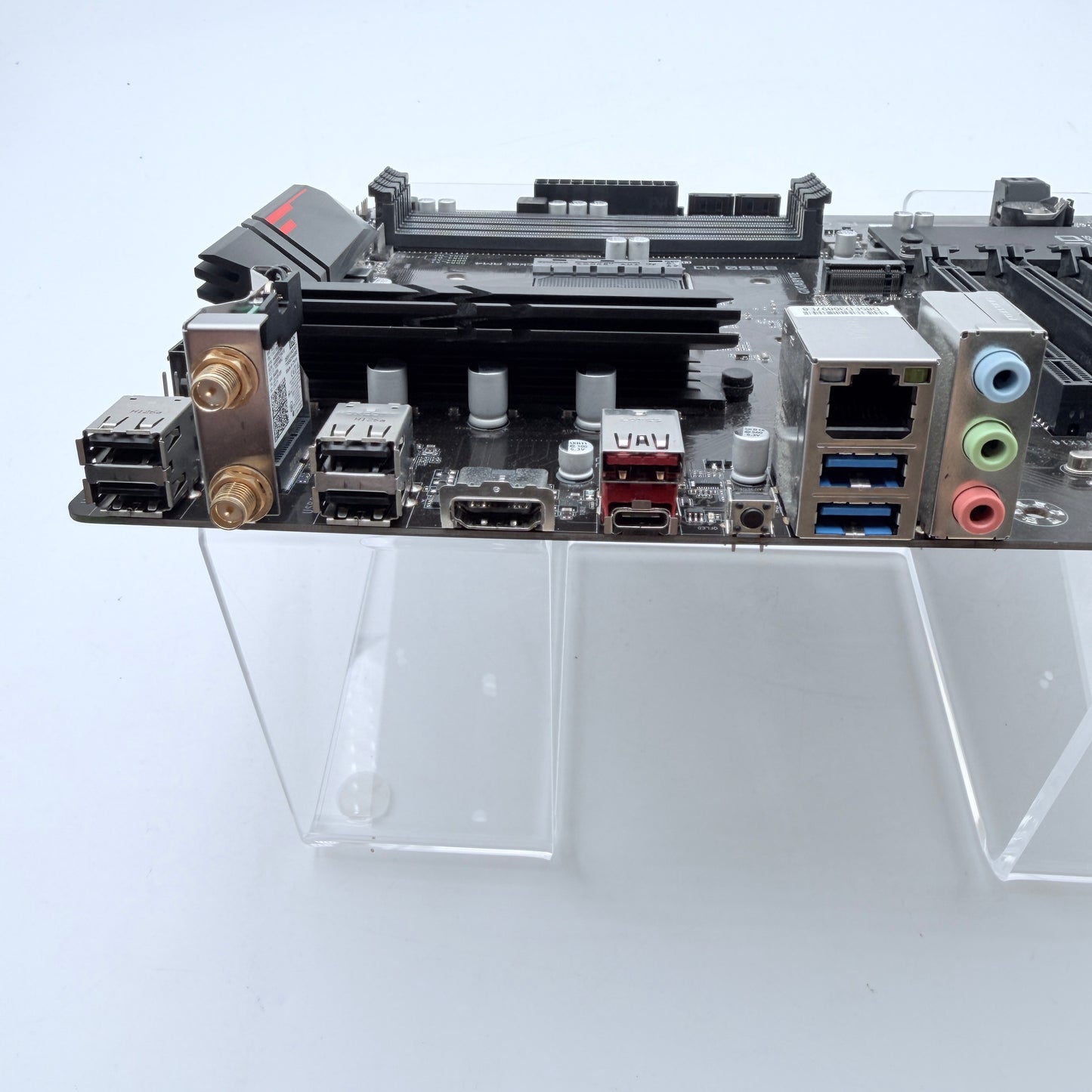 Gigabyte B550 UD AC AM4 Gaming Motherboard