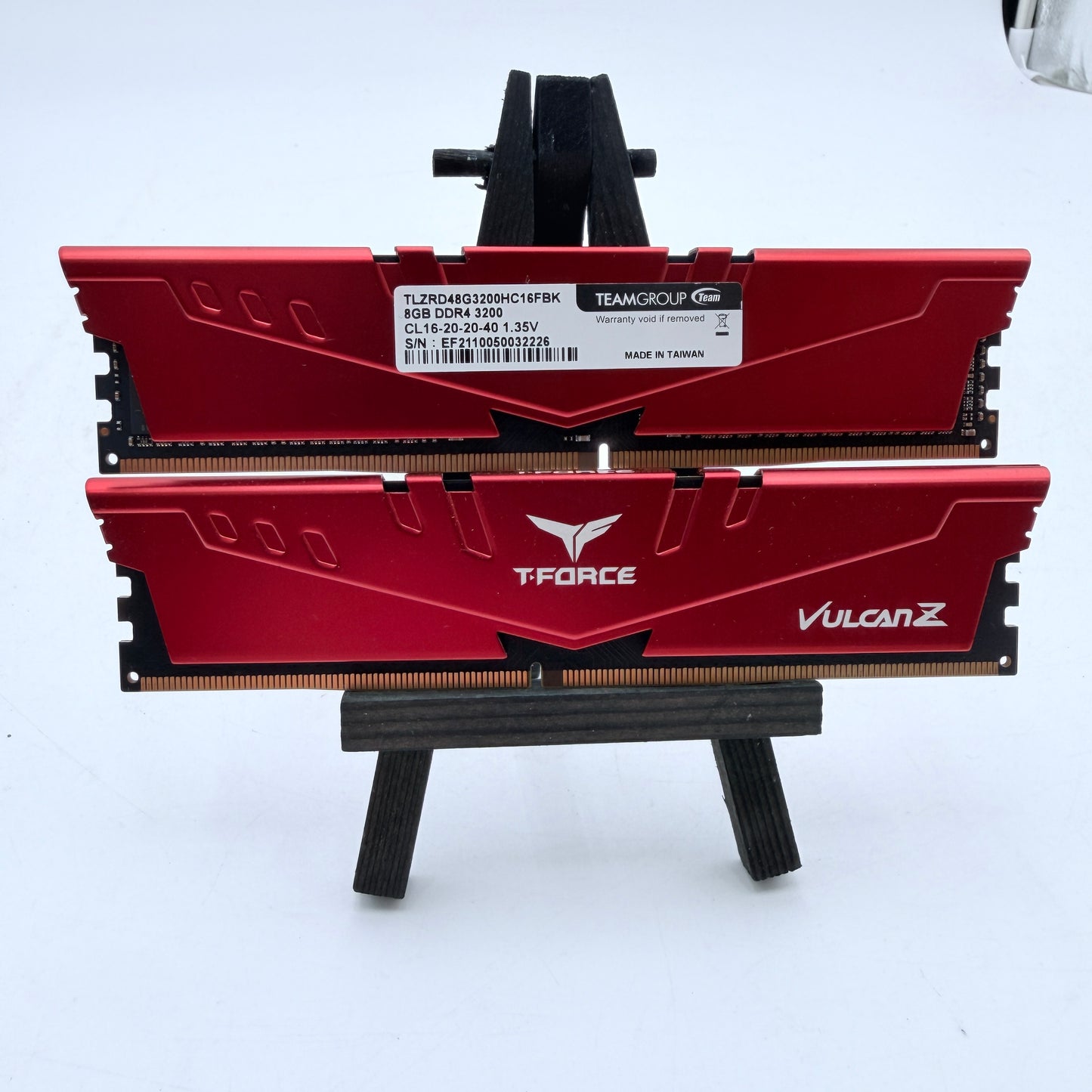 T-Force Vulcan Z DDR4 16GB (2x8GB) Desktop RAM 3200 Red