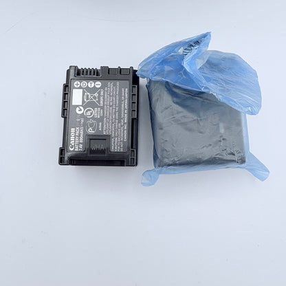 Canon FS200 Digital Video Camcorder Silver Used with Box and Accessories