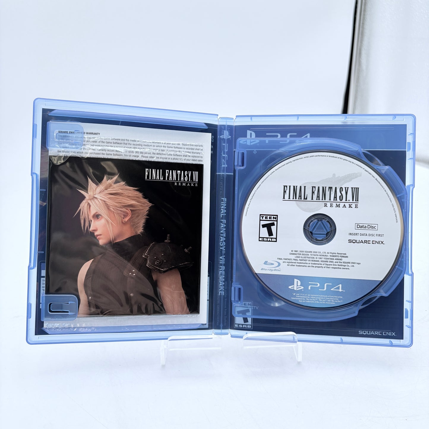 PlayStation 4 Final Fantasy VII Remake Video Game Black CIB