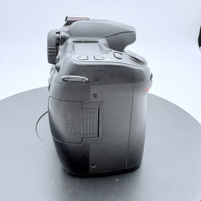 Nikon D80 Film Camera Body No Lens or Battery