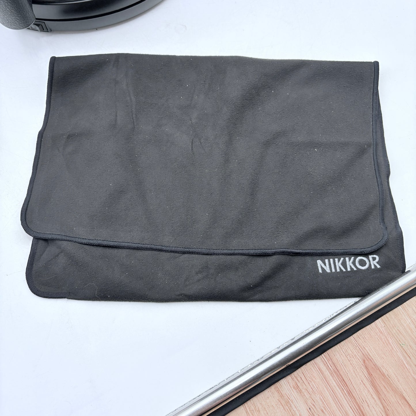 NIKON Z8 Z 8 MIRRORLESS DIGITAL CAMERA SHUTTER COUNT 9 MINT