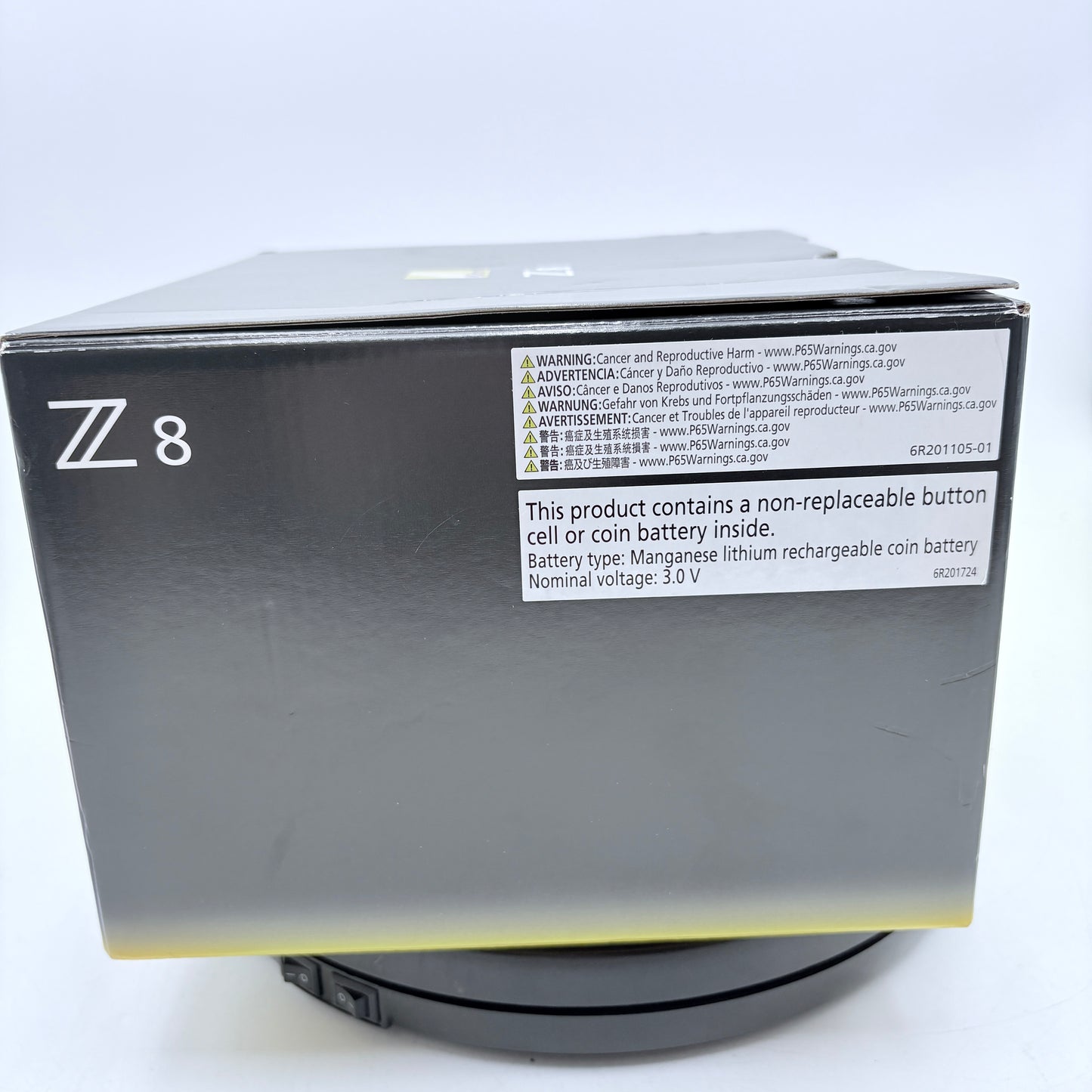 NIKON Z8 Z 8 MIRRORLESS DIGITAL CAMERA SHUTTER COUNT 9 MINT