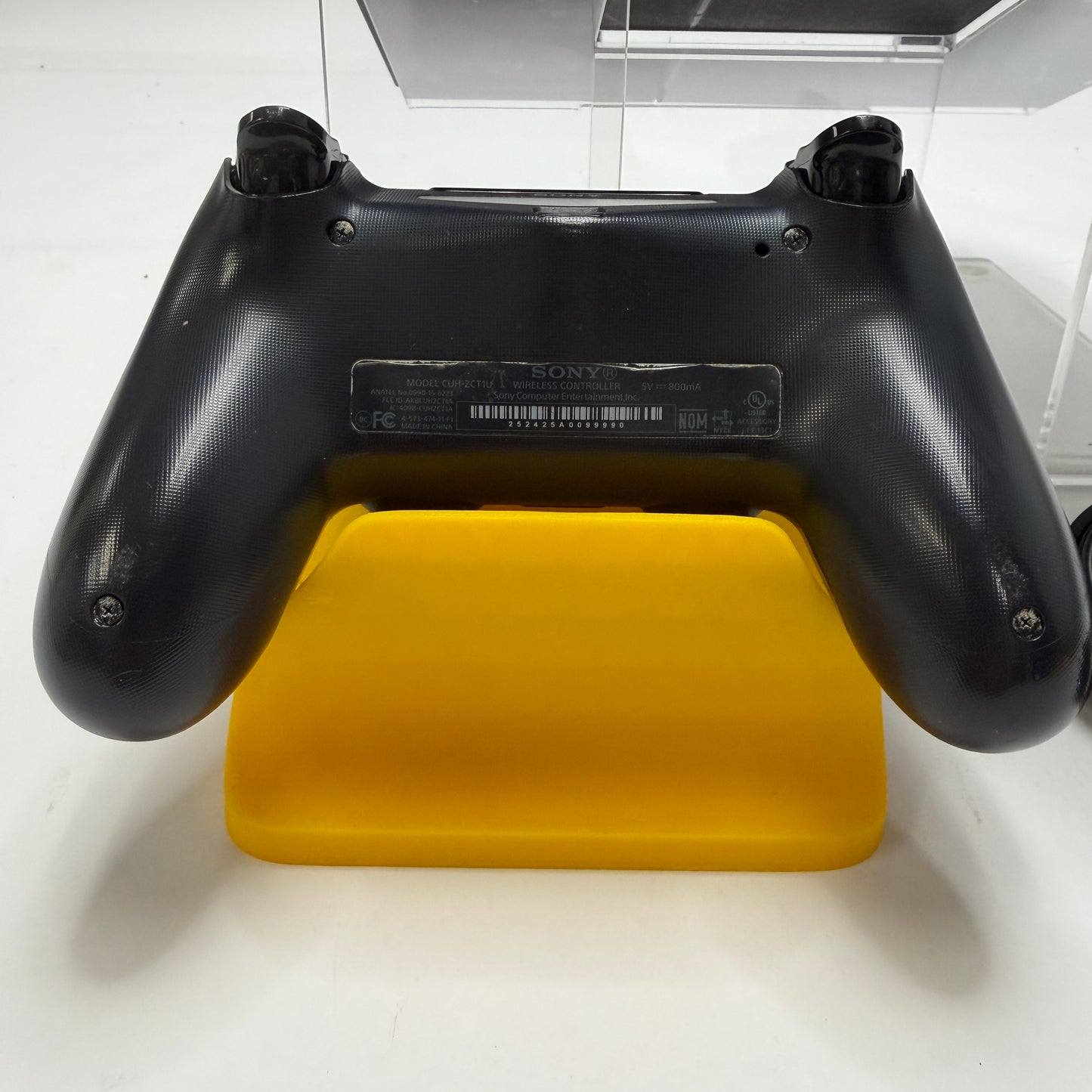 Used Sony PlayStation 4 CUH-1155A 500GB Black Console with Controller