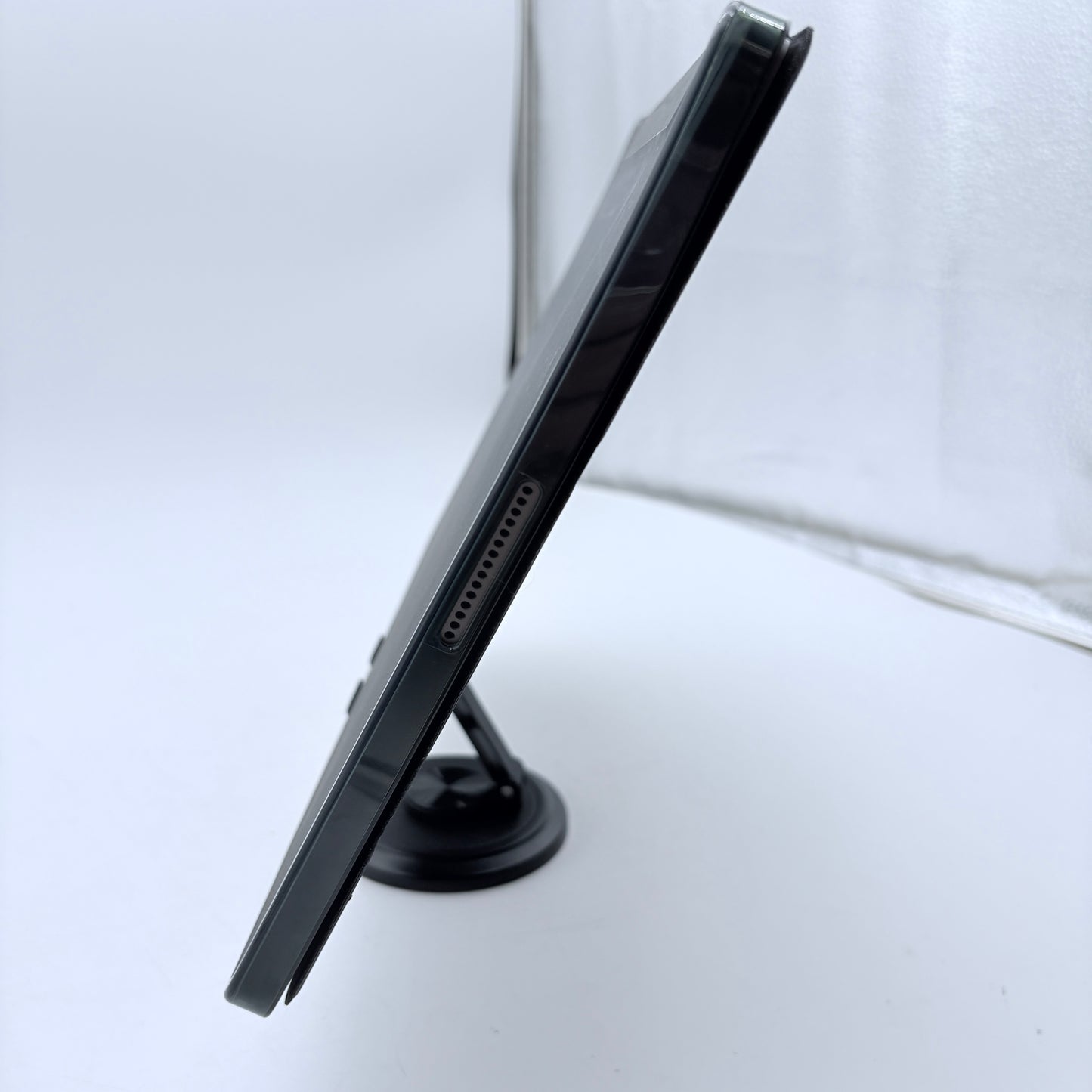 MobilePixels 101-1012P01 Monitor MINT