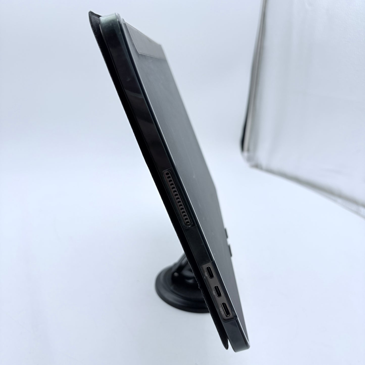 MobilePixels 101-1012P01 Monitor MINT
