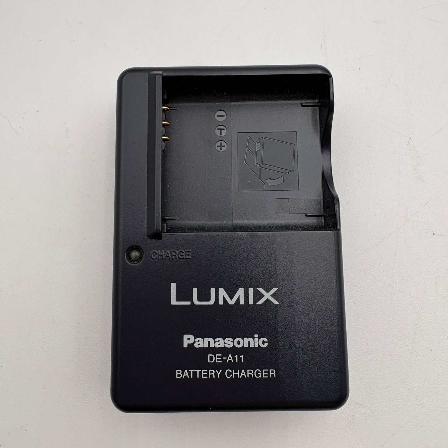 Panasonic DMC-FX01 Digital Camera With Manual, Two Batteries, Charger and Carrying Case