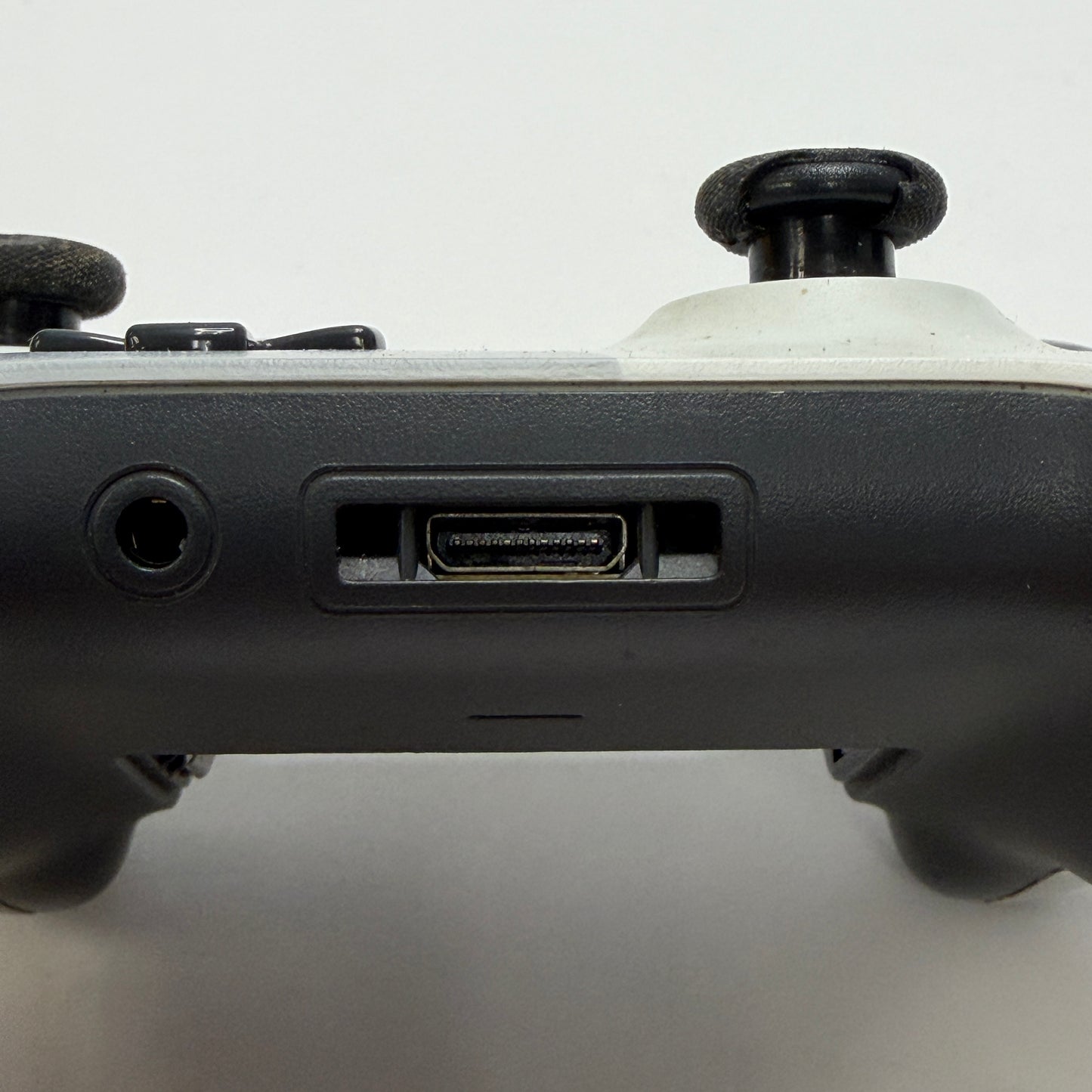 Microsoft Xbox One Wireless Controller Model 1708