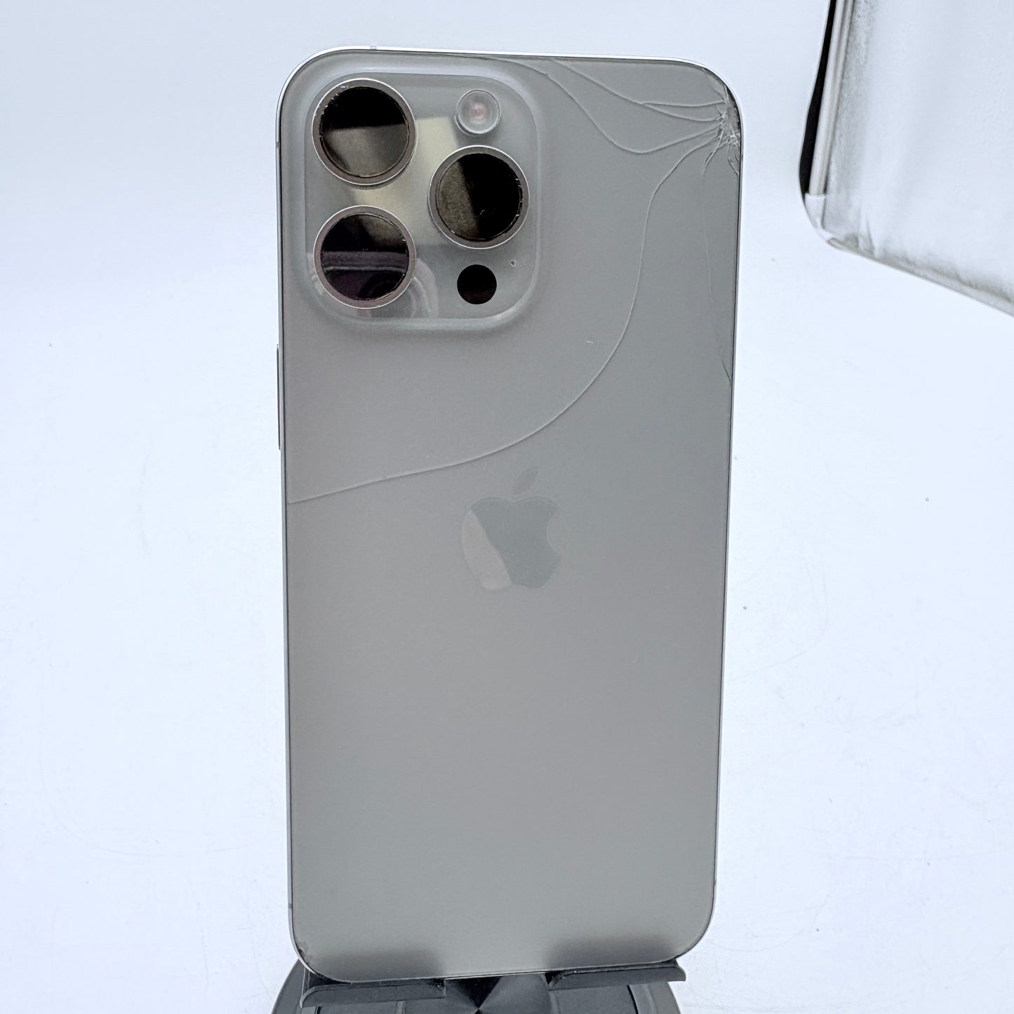 Apple iPhone 15 Pro Max 256GB AT&T Only Cracked Back
