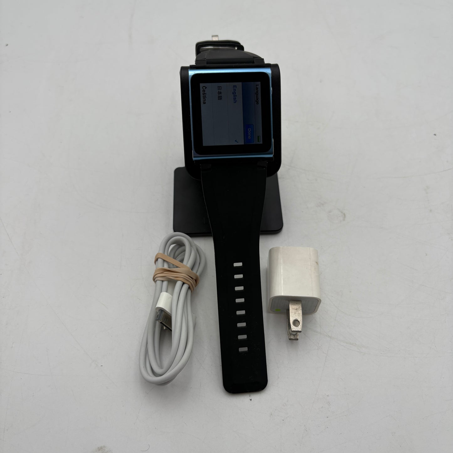 Apple iPod Nano 6th Gen A1366 12GB Blue MP3 Player with Watchband