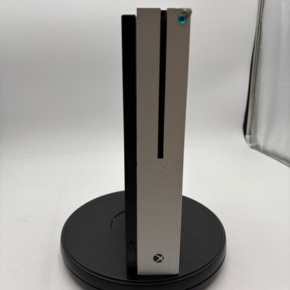 Microsoft Xbox One S (1681) 2016 READ