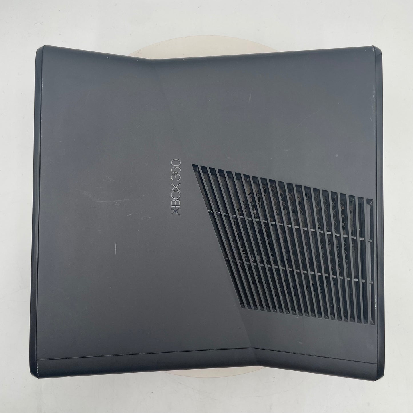 Microsoft Xbox 360 S (1439) READ