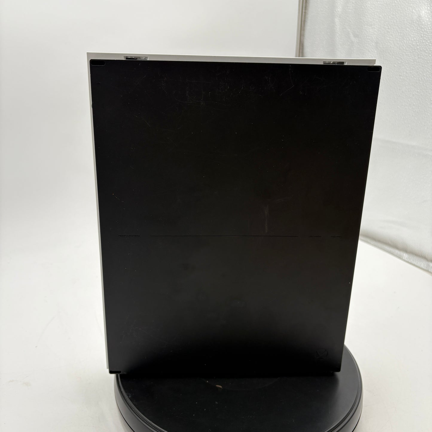 Microsoft Xbox One S (1681) 2016 512GB With One Controller