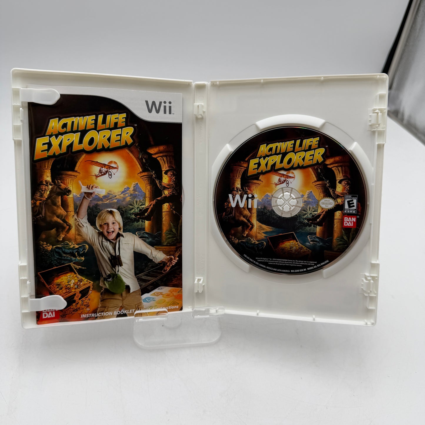 Wii Active Life: Explorer Video Game Complete with box and Manual