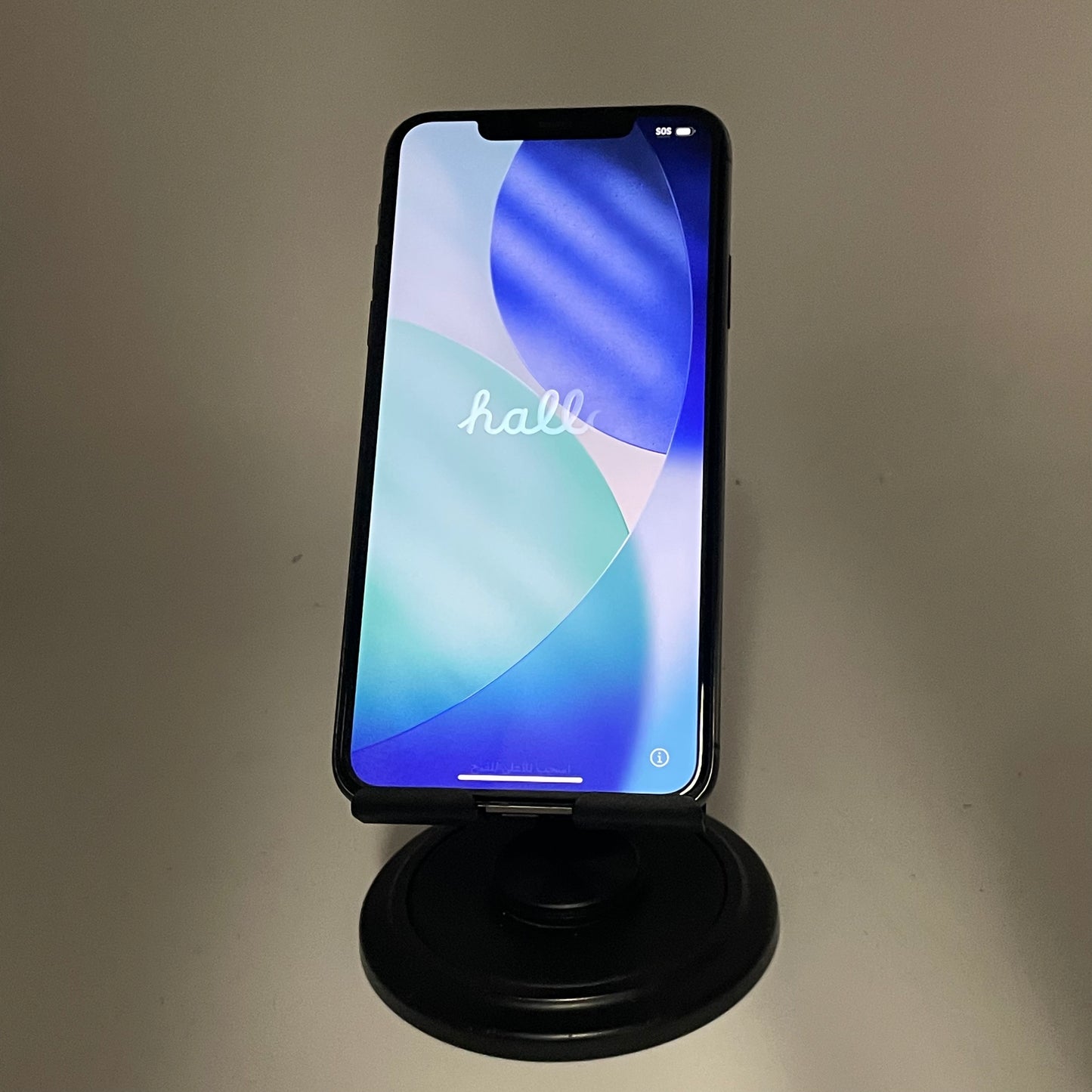 Apple iPhone 11 Pro Max 64GB Unlocked READ