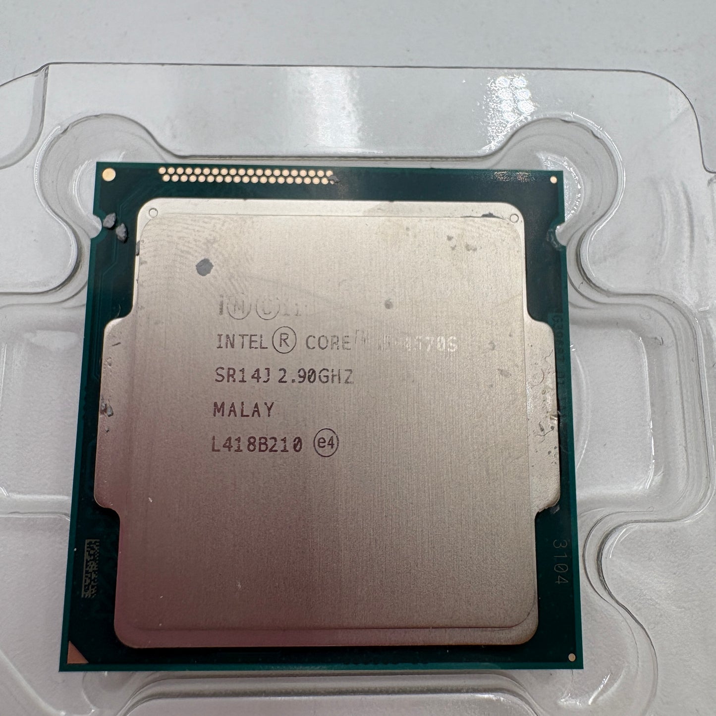 Lot of Two Assorted Processors READ