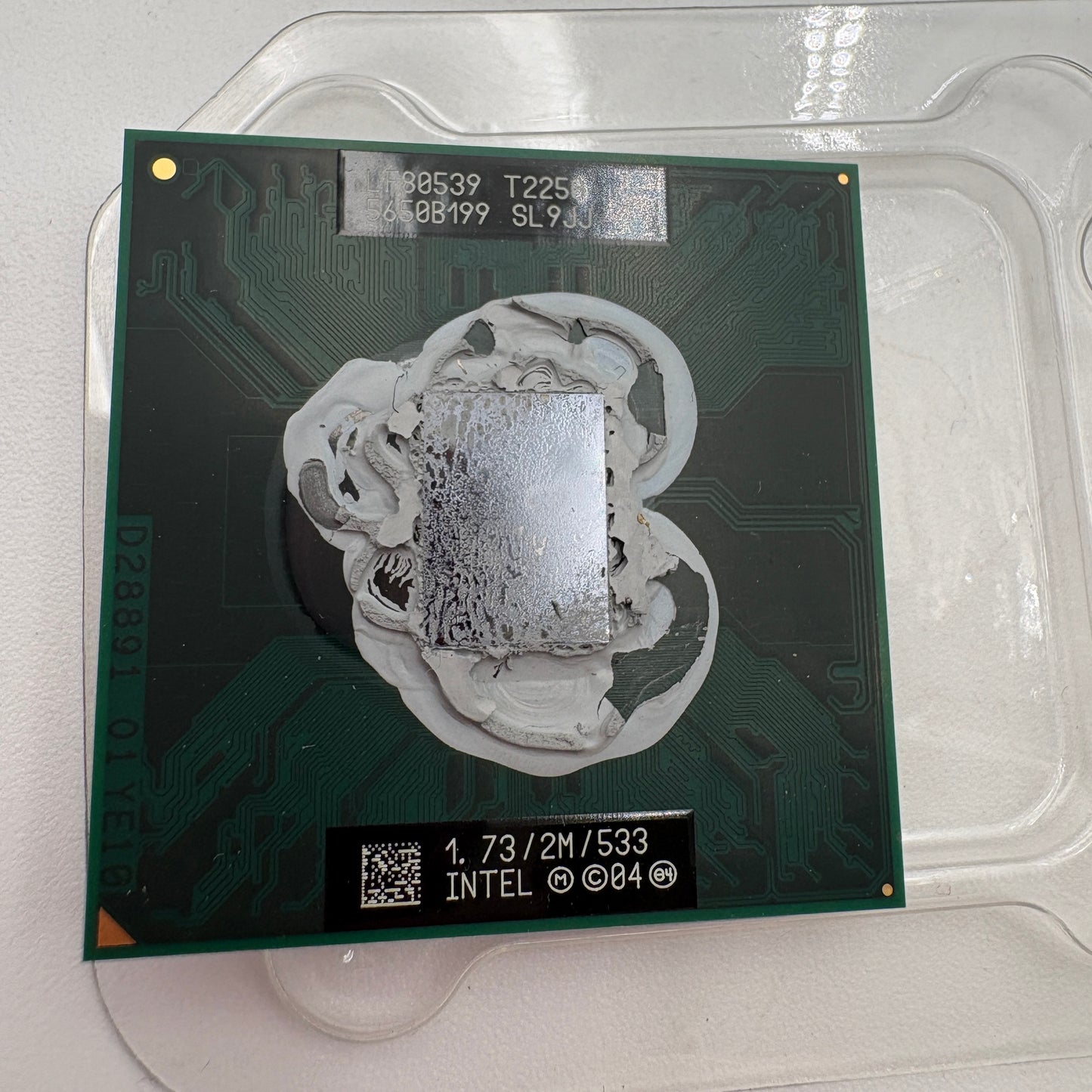 Lot of Two Assorted Processors READ