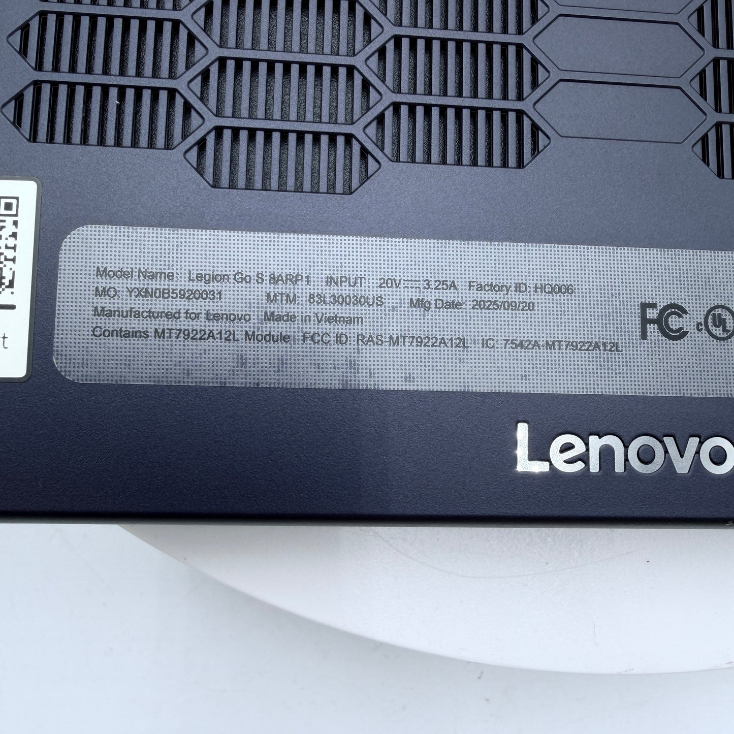 Lenovo Legion Go S 8ARP1 512GB Blue Portable Video Game System