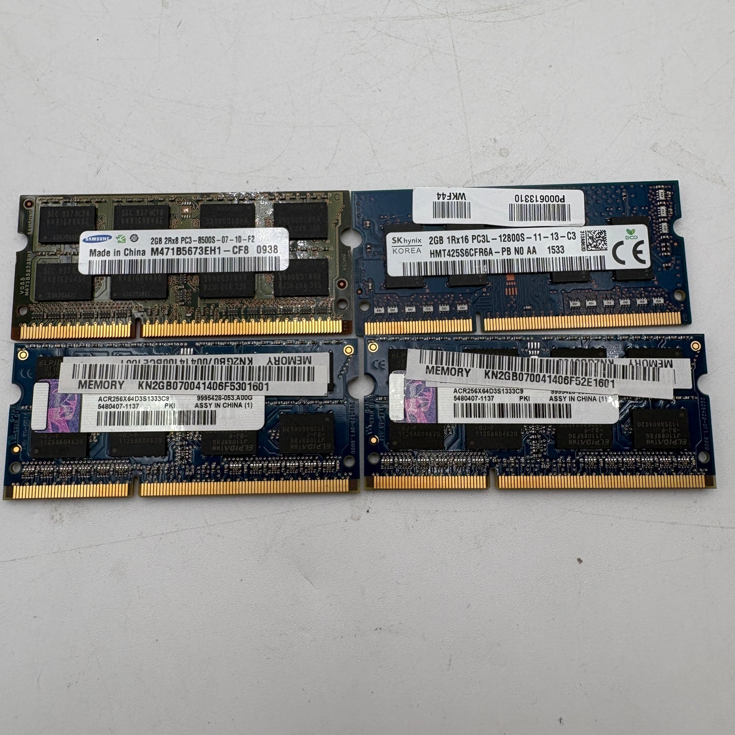 Lot of 24 Assorted Laptop RAM Modules Various Sizes READ