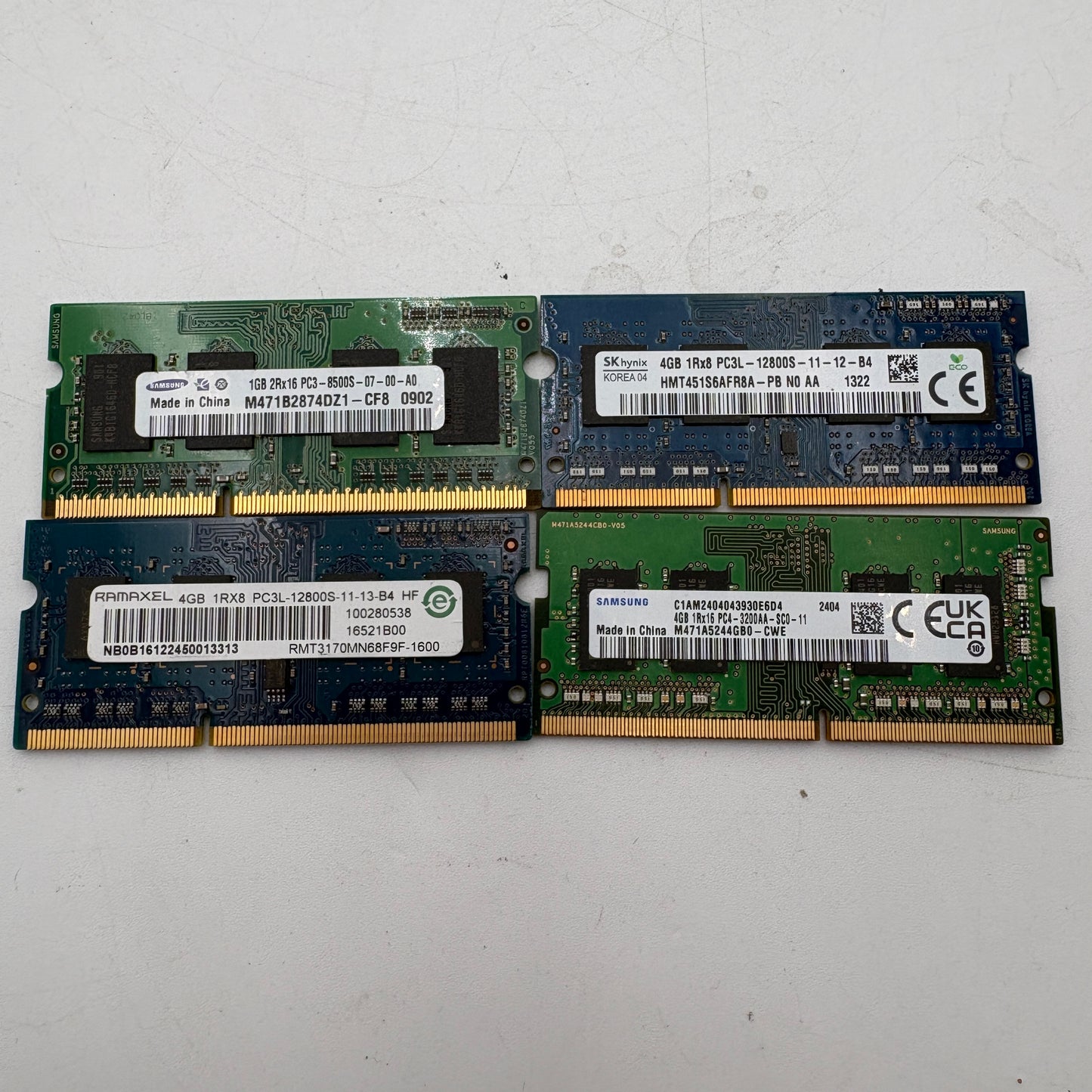 Lot of 24 Assorted Laptop RAM Modules Various Sizes READ