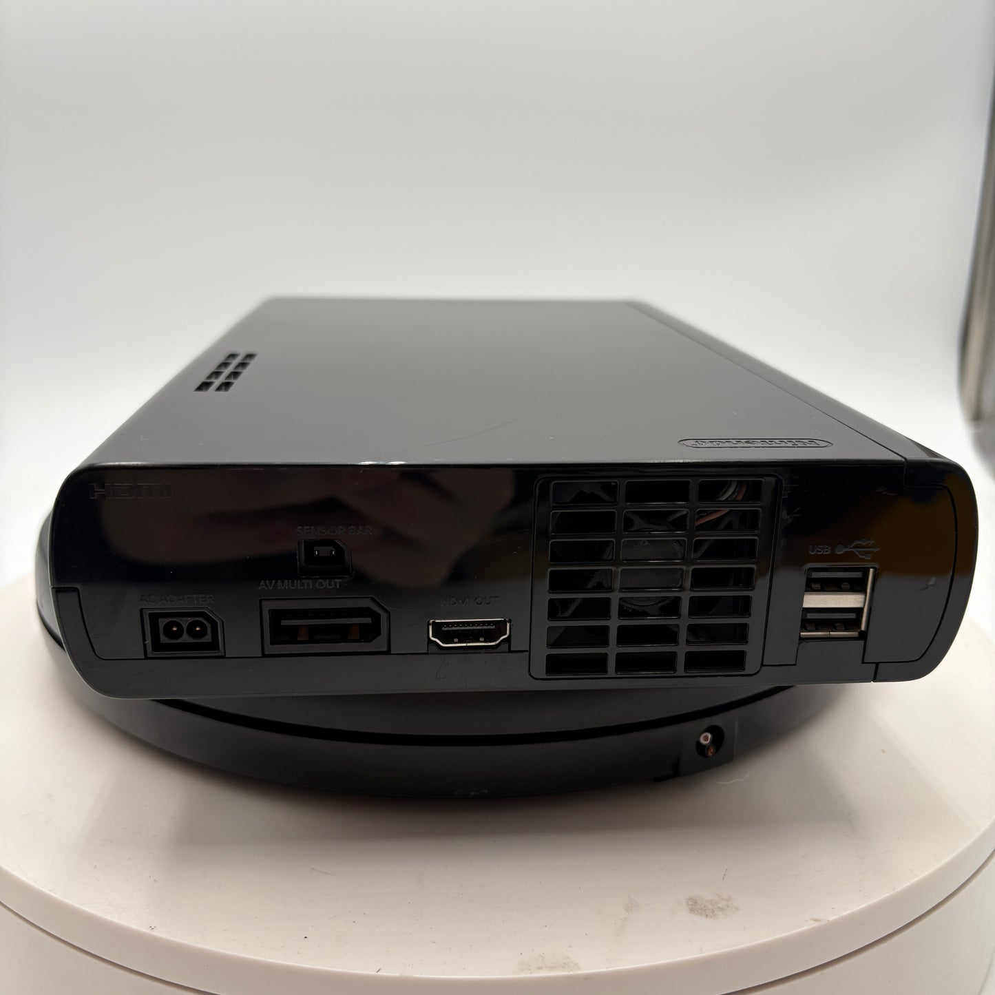 Nintendo Wii U Console WUP-101(02) Black 32GB with 2 Controllers