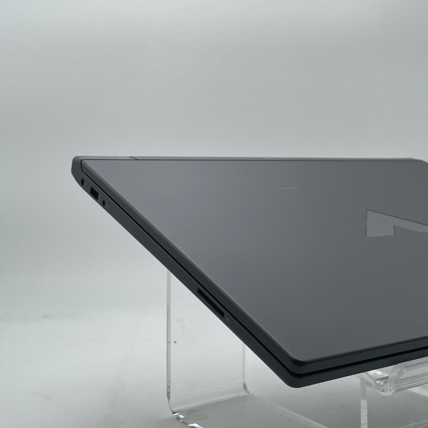 HP Victus 15-fb2063dx 15.6" Gaming Laptop AMD Ryzen 5 8GB 512GB