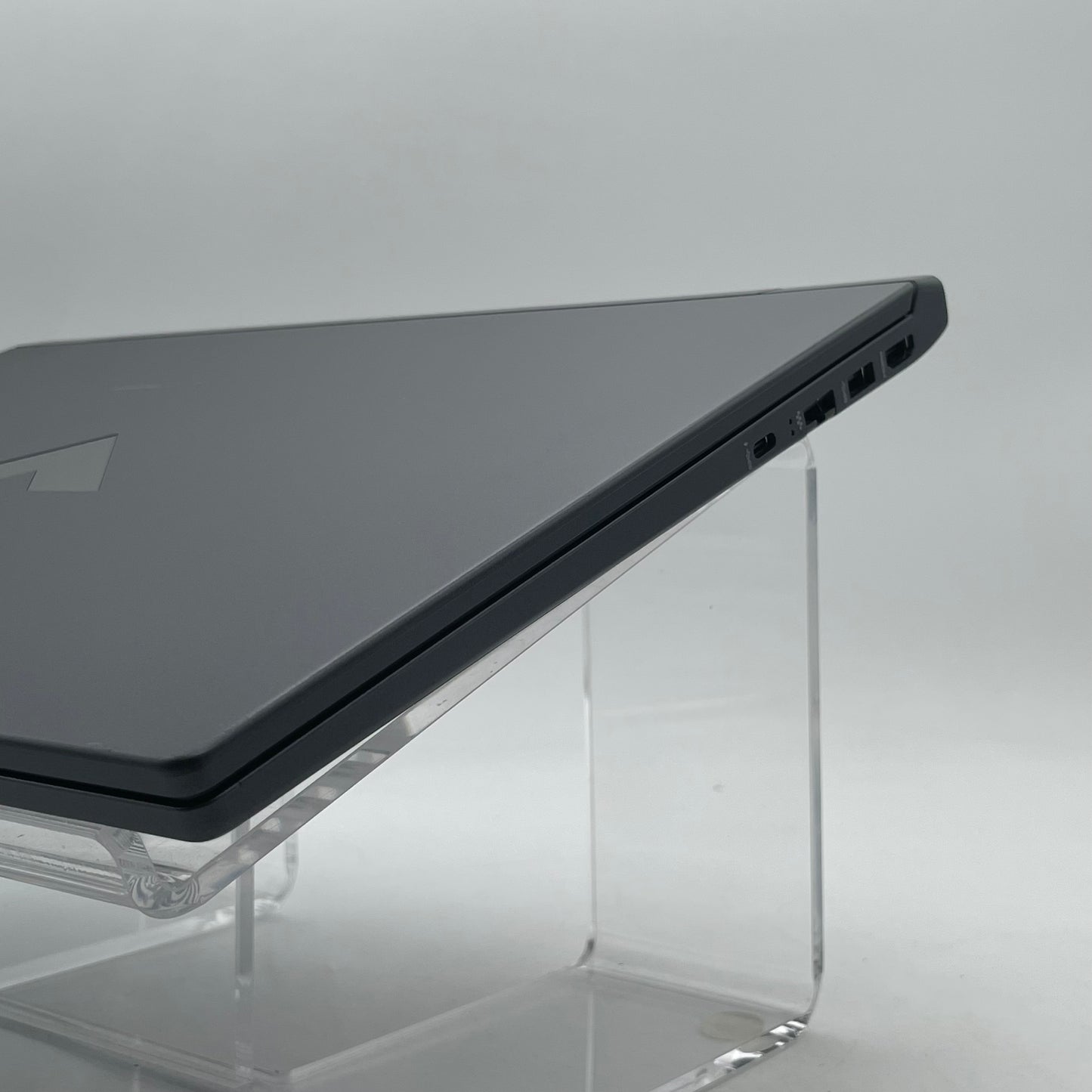 HP Victus 15-fb2063dx 15.6" Gaming Laptop AMD Ryzen 5 8GB 512GB