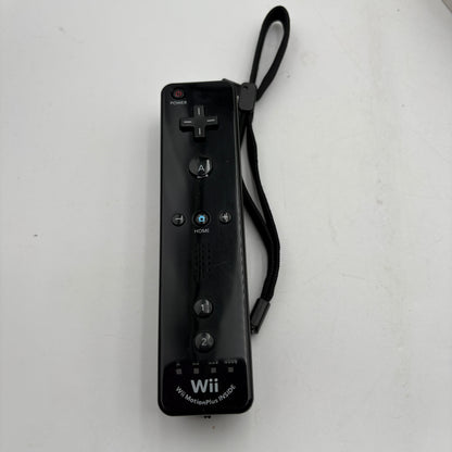 Nintendo Wii U Console WUP-101(02) Black 32GB with 2 Controllers