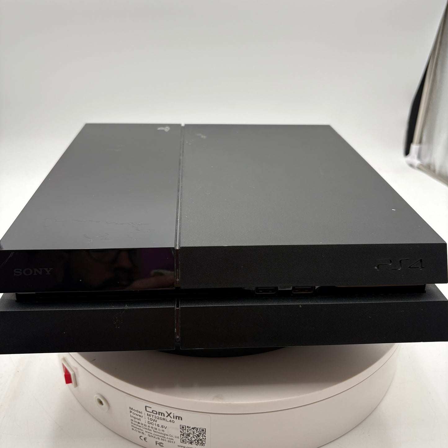 Sony PlayStation 4 CUH-1001A 500GB Black Video Game Console with Controller