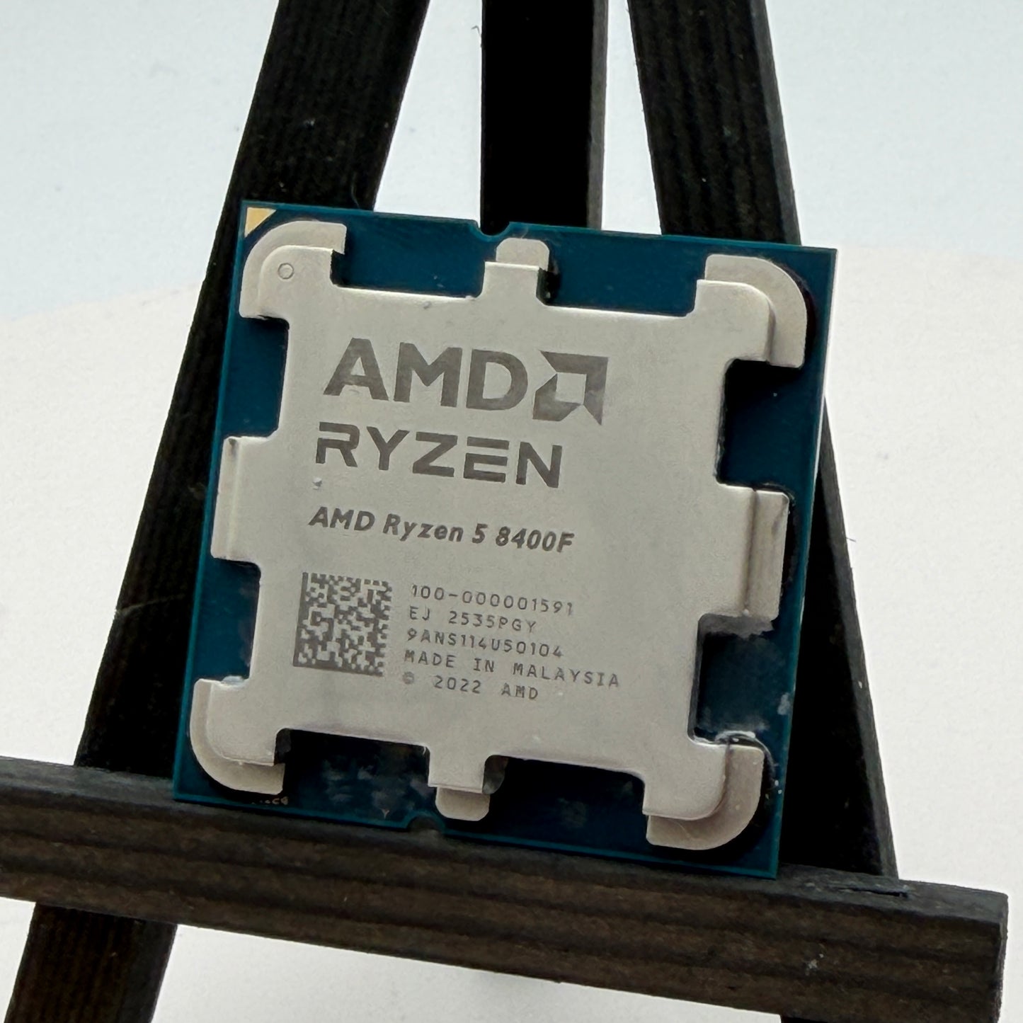 AMD Ryzen 5 8400F Processor