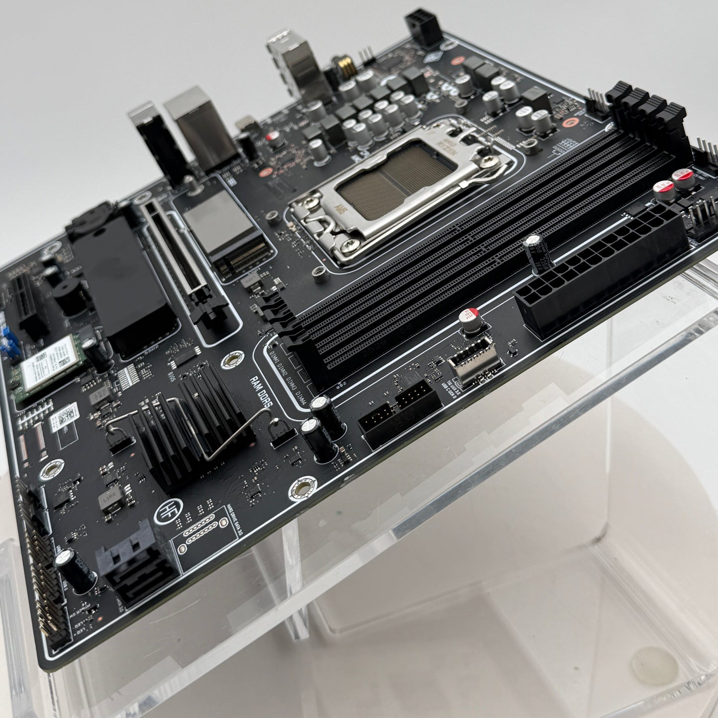 HP Omen 35L Motherboard Wolant AMD AM5 DDR5 B650 N87311-601
