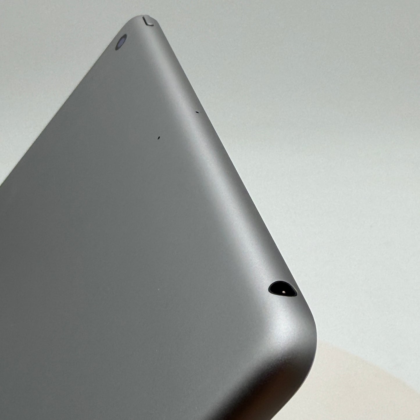 Apple iPad 6th Gen A1893 32GB Wi‑Fi Only