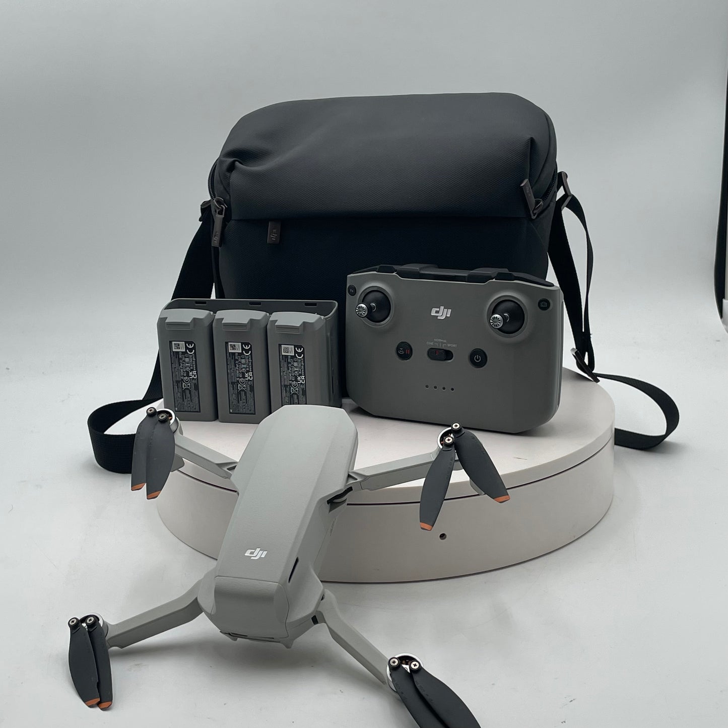 DJI Mini 2 SE 2023 Action Drone