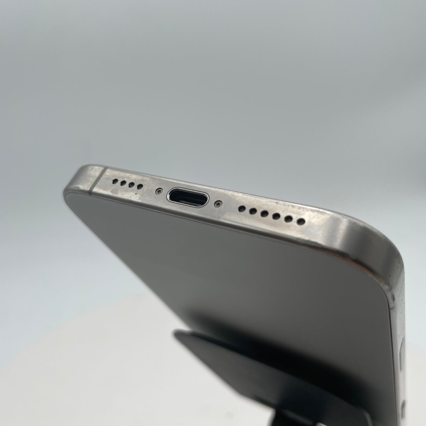 Apple iPhone 16 Pro Max 512GB AT&T Only Read