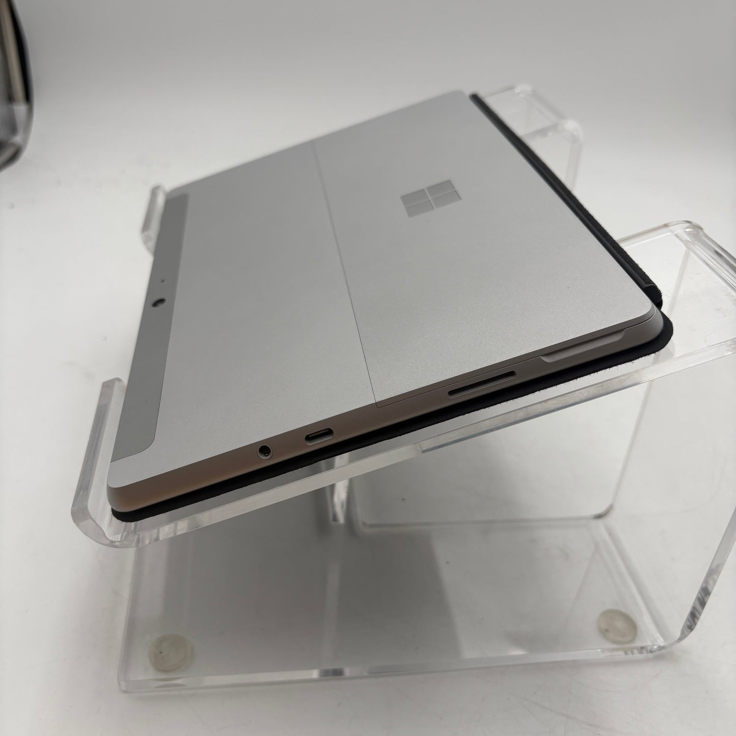 Microsoft Surface Go 3 1901 Tablet 64GB Wi-Fi Only