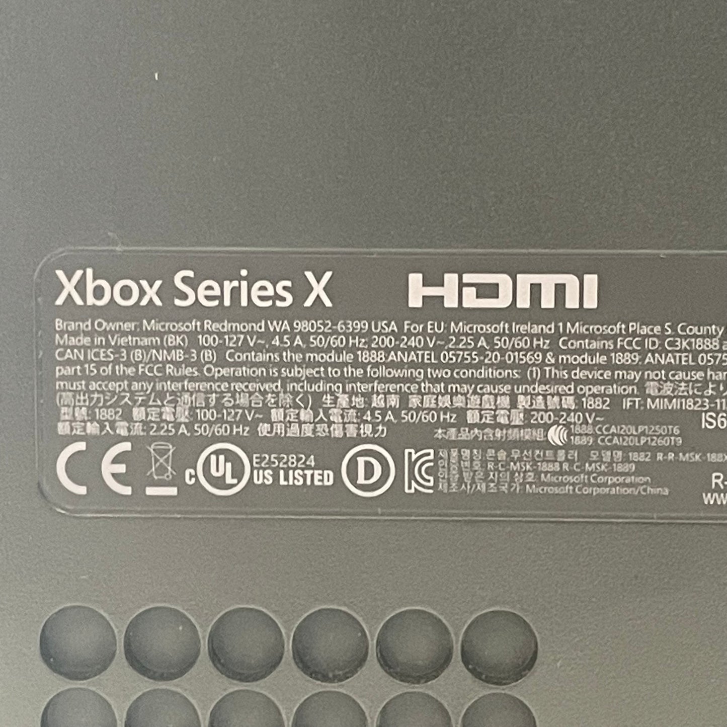 Microsoft Xbox Series X 1882 2020 1TB w/ Box