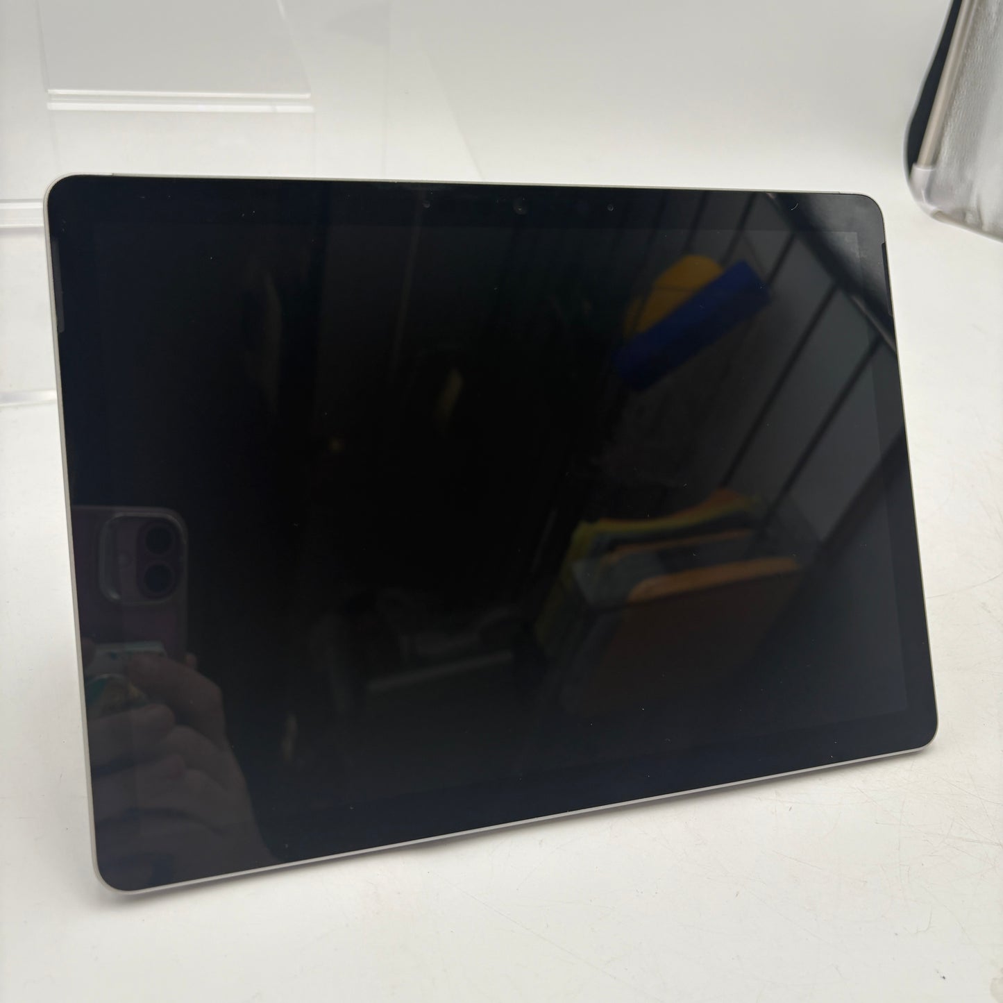 Microsoft Surface Go 3 1901 Tablet 64GB Wi-Fi Only