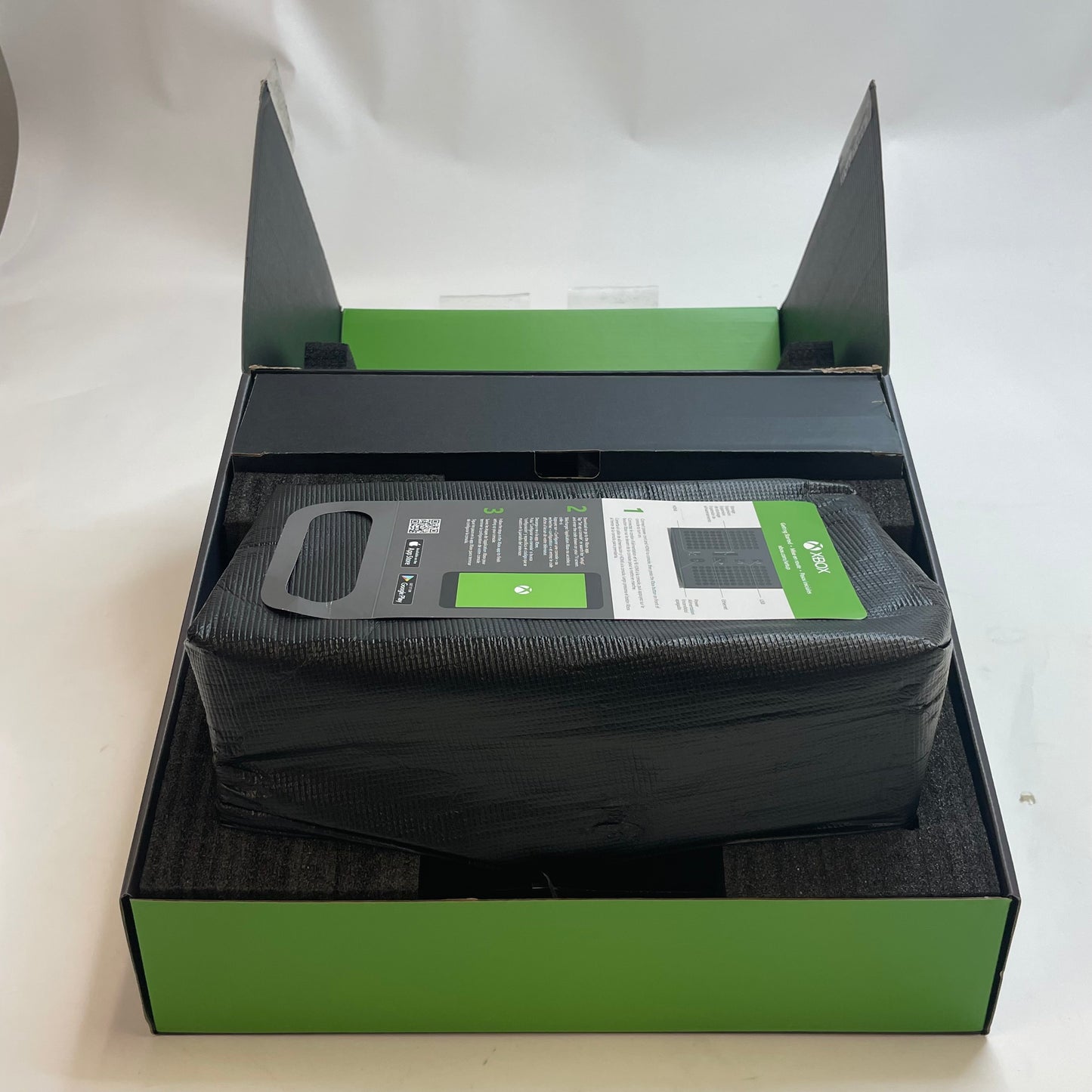 Microsoft Xbox Series X 1882 2020 1TB w/ Box