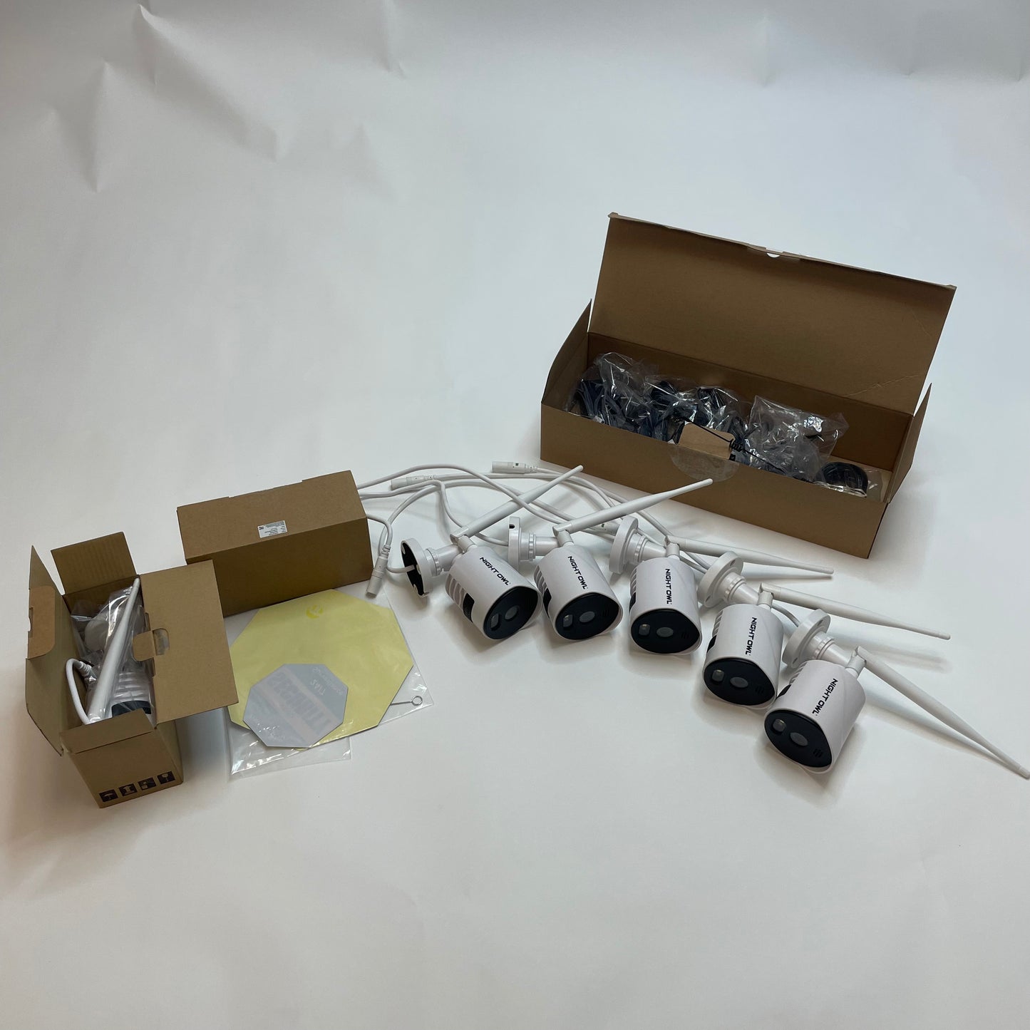Lot of 7 Night Owl WNIP-2LTA-BU Security Cameras + Power Cables Untested