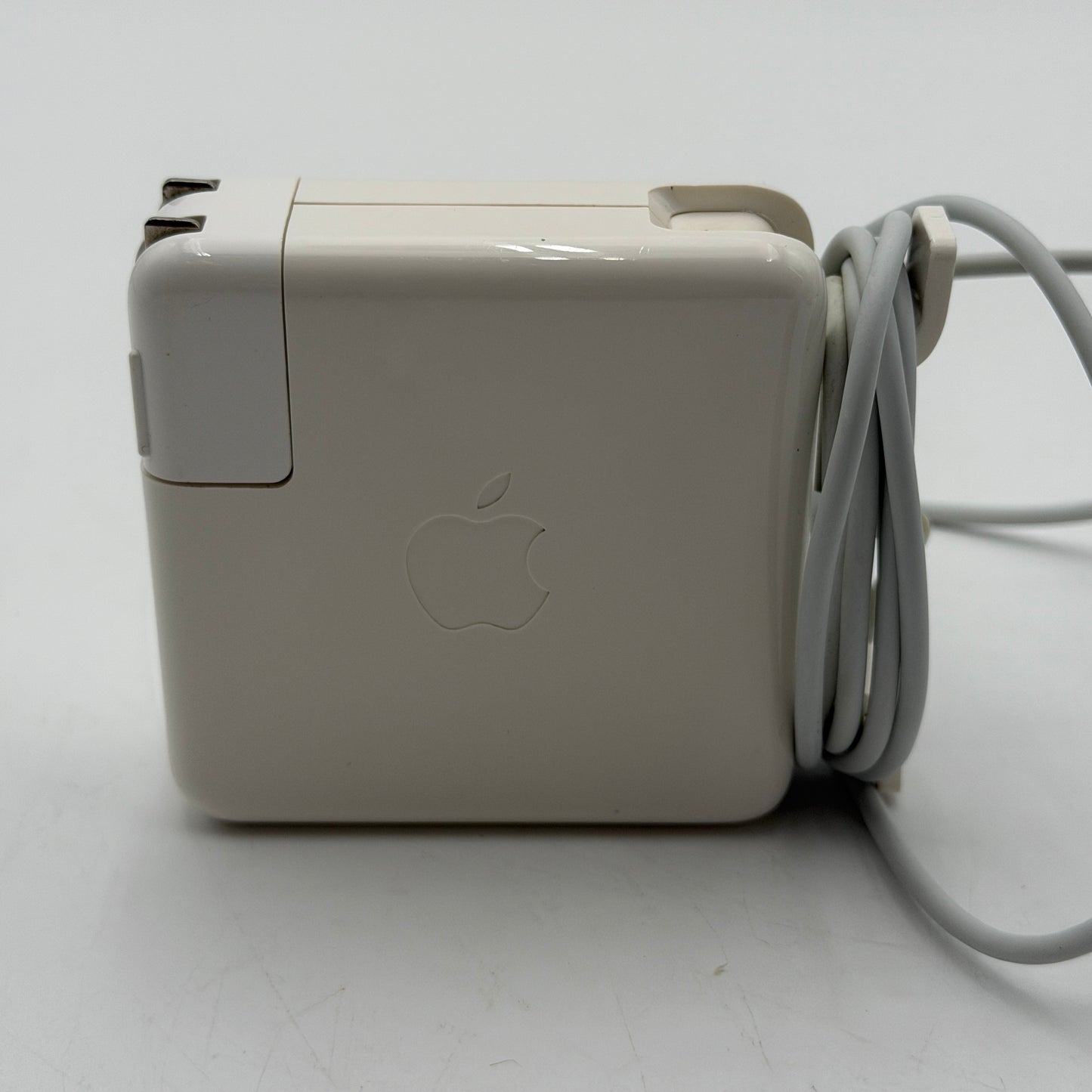 Apple Macbook Charger A1424